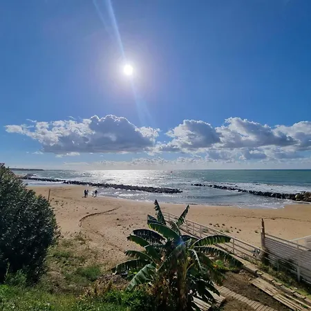 Vacanze Da Beppuccio Scoglitti Bed and breakfast *